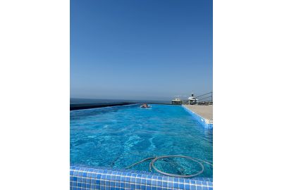 Cómo mantener tu piscina limpia todo el año y cuanto cuesta